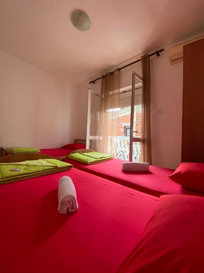 Apartments Nasufaga Ulcinj Exteriör bild