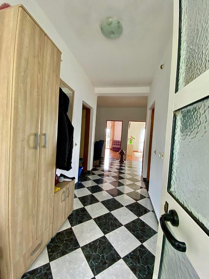 Apartments Nasufaga Ulcinj Exteriör bild